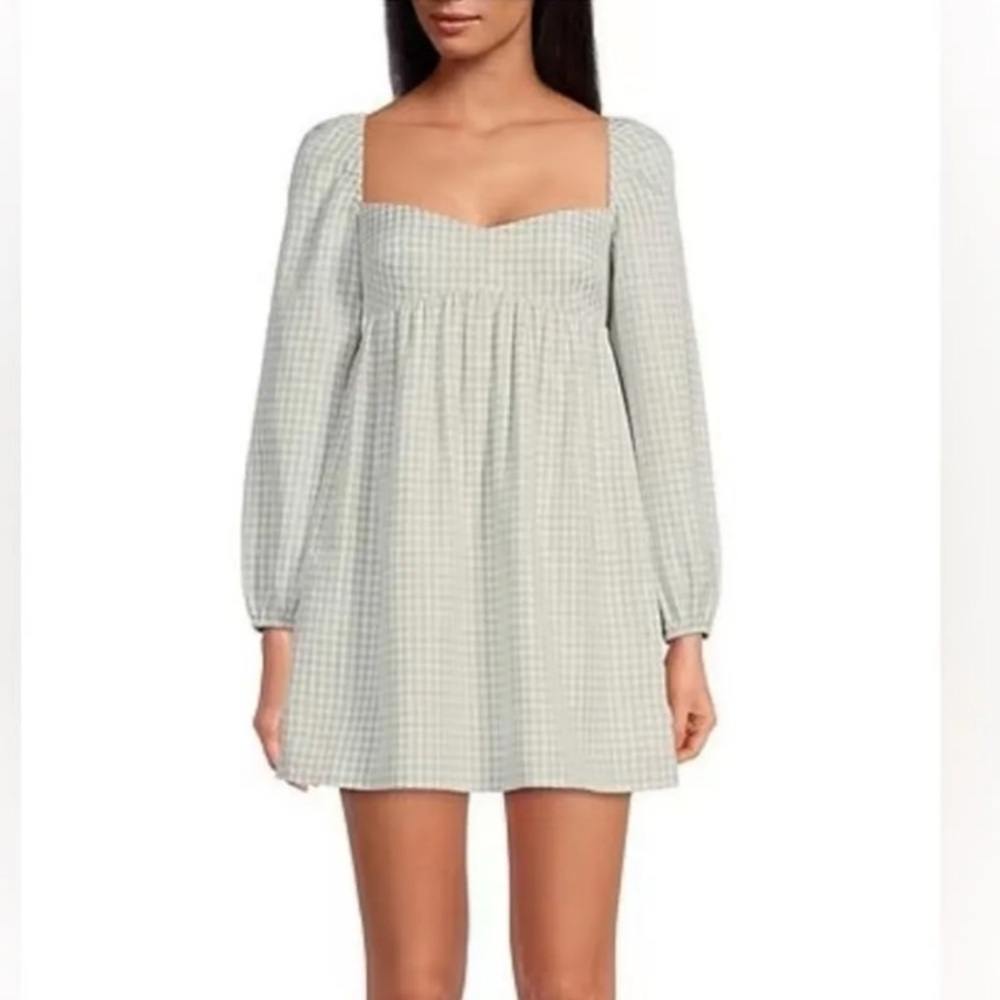 NWT. Gianni Bini  Size  8 Kennedy Gingham L